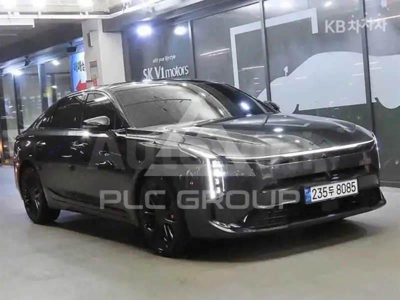 2025 KIA K8