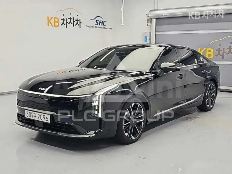 2025 KIA K8