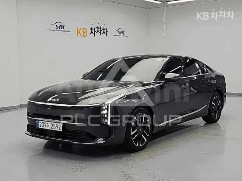 2025 KIA K8