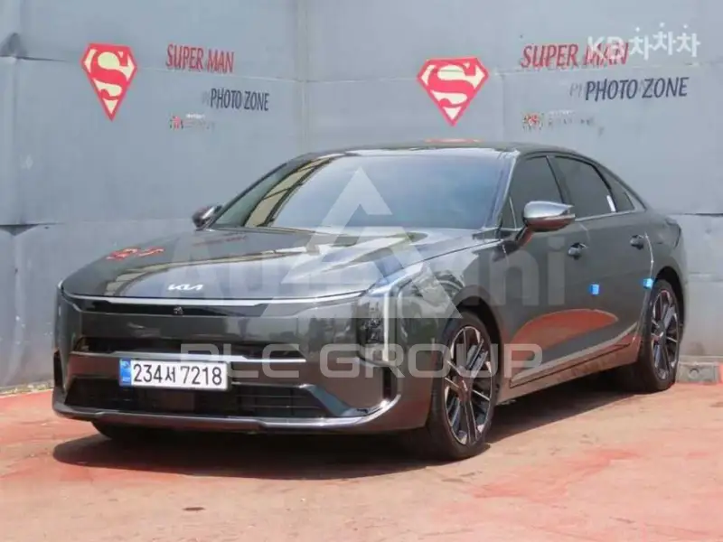 2025 KIA K8