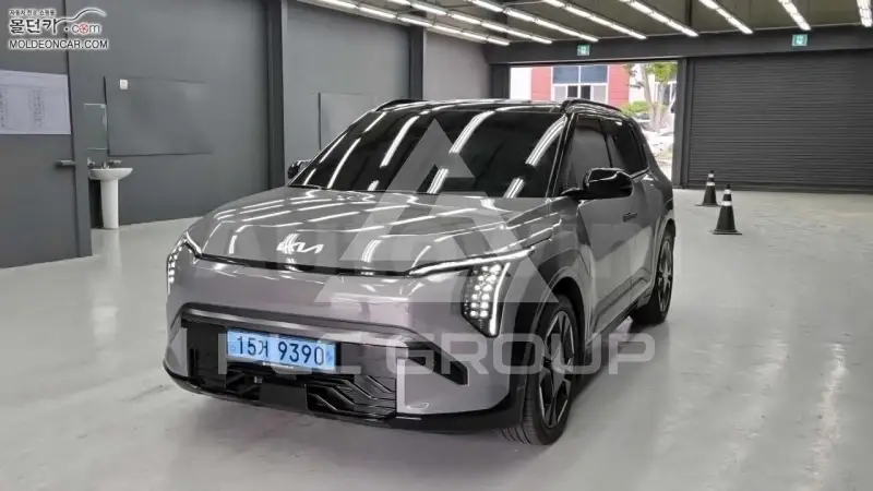 2025 KIA EV