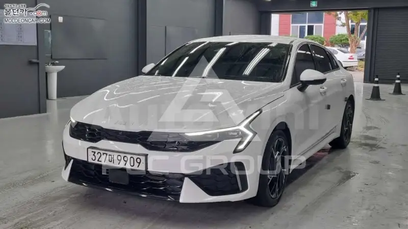 2025 KIA K5