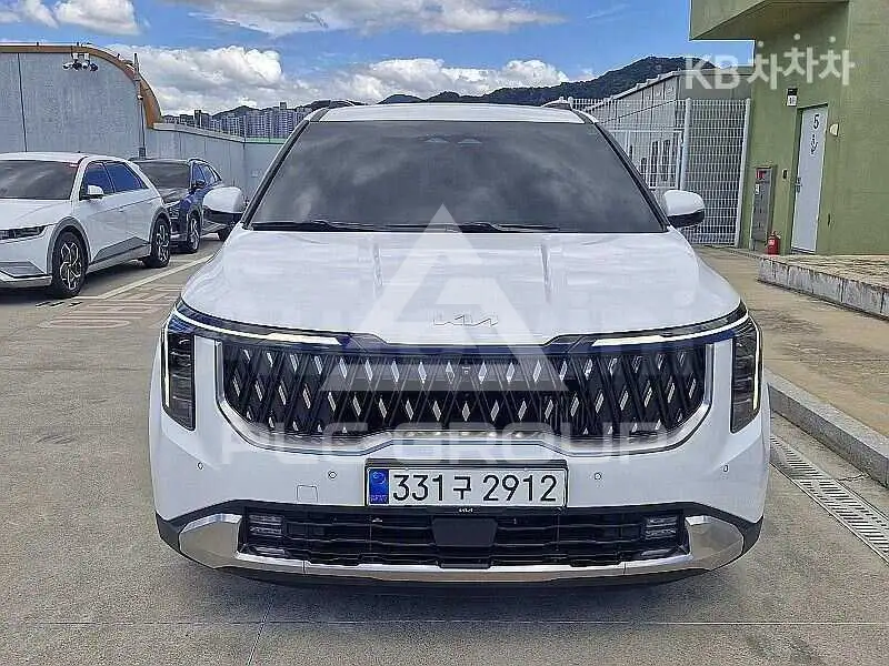 2025 KIA Carnival