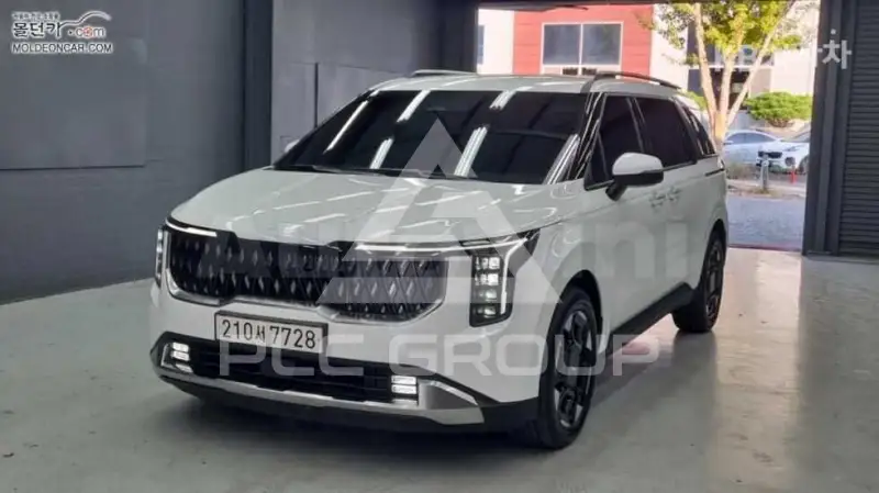 2025 KIA Carnival