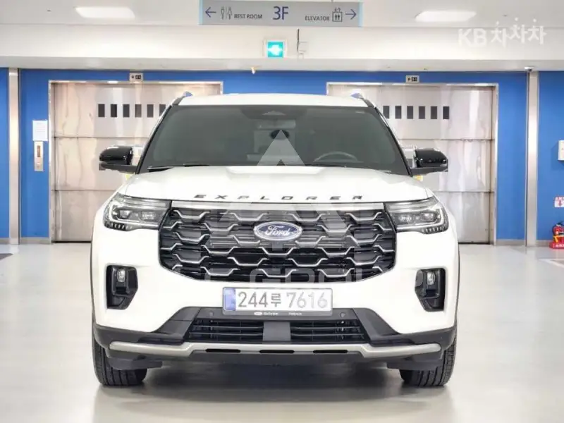 2025 Ford EXPLORER