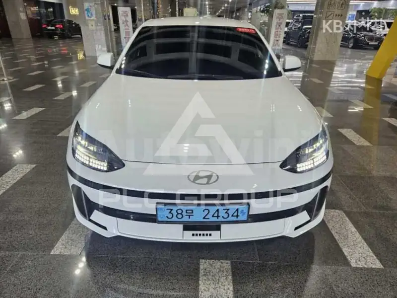 2025 Hyundai Ioniq