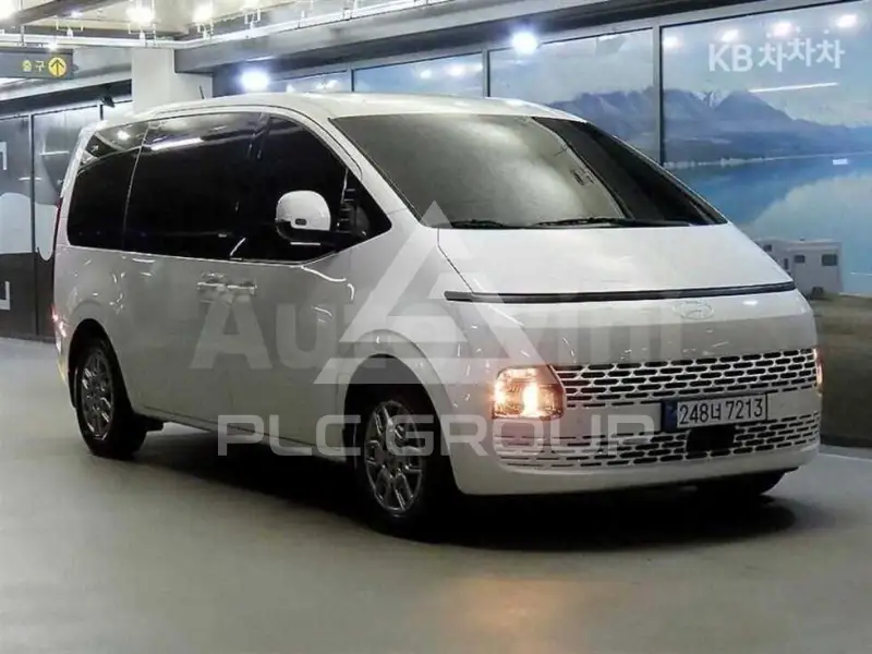 2025 Hyundai Staria