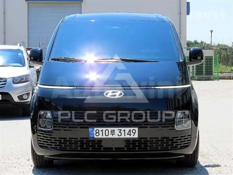 2025 Hyundai Staria