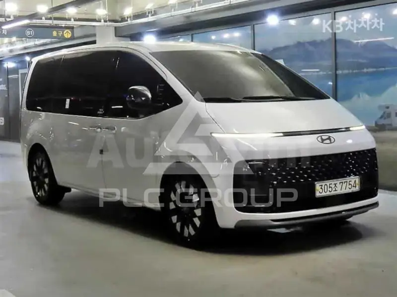 2025 Hyundai Staria