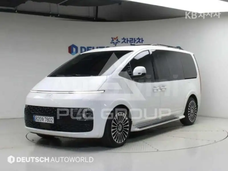 2025 Hyundai Staria