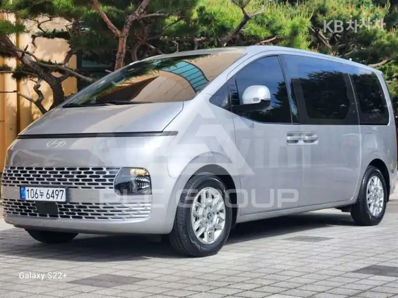 2025 Hyundai Staria