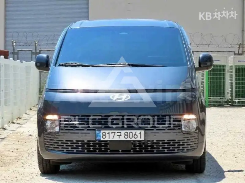 2025 Hyundai Staria