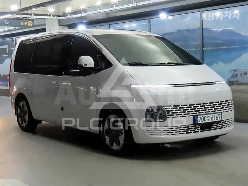 2025 Hyundai Staria