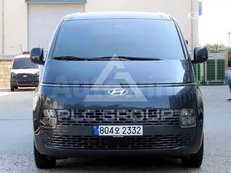 2025 Hyundai Staria