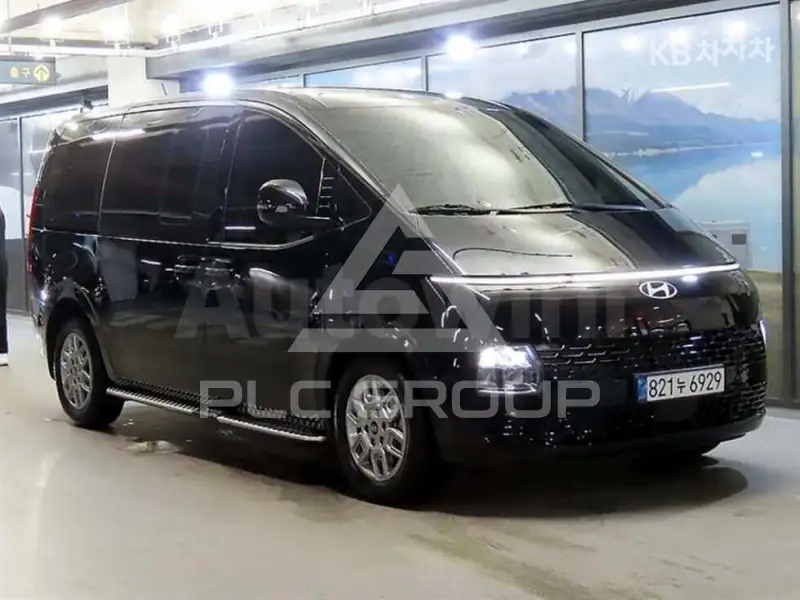 2025 Hyundai Staria
