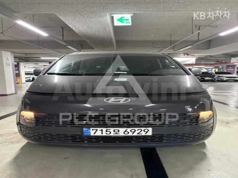2025 Hyundai Staria