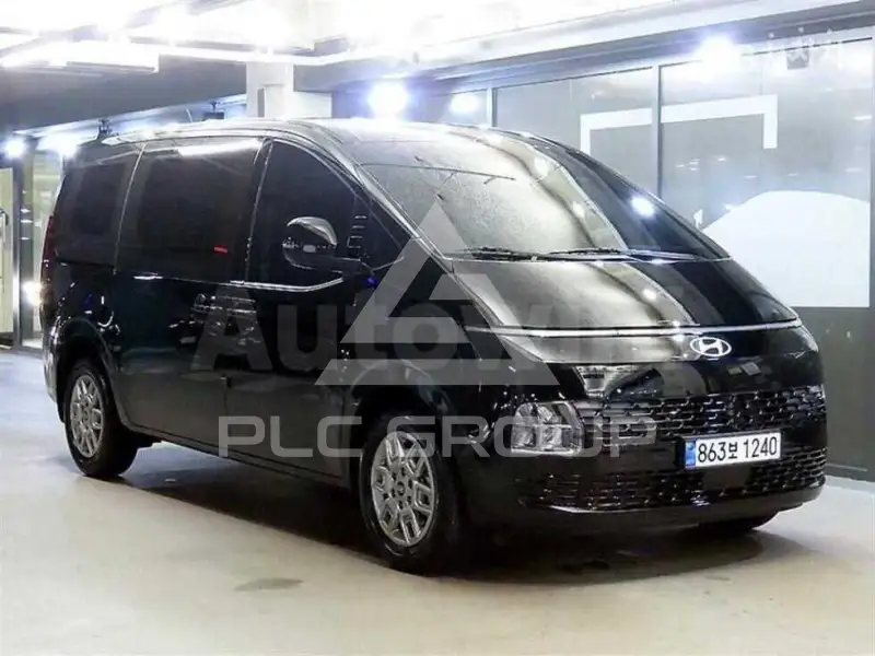 2025 Hyundai Staria