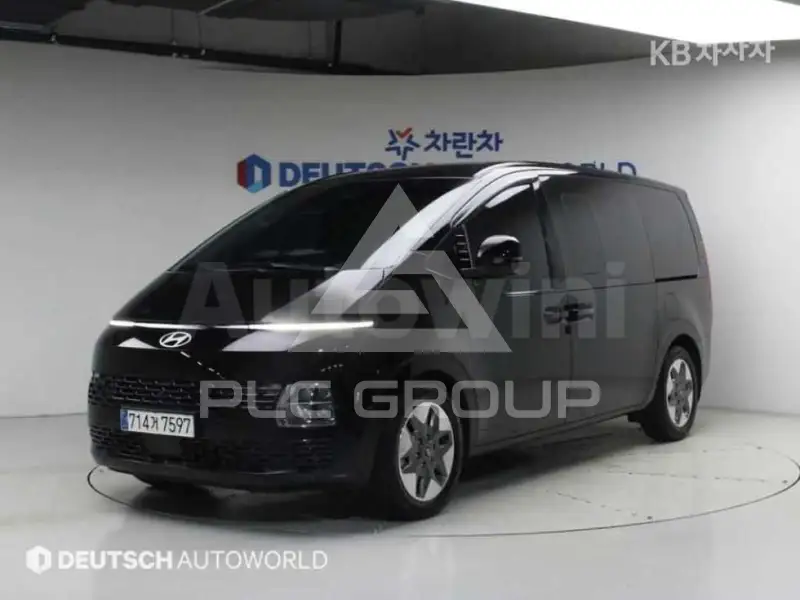 2025 Hyundai Staria