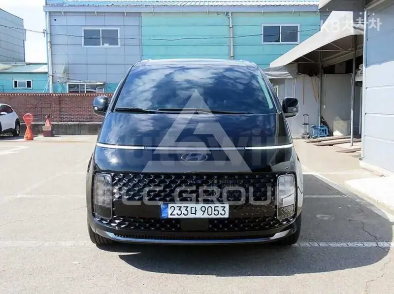 2025 Hyundai Staria