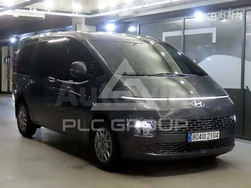 2025 Hyundai Staria