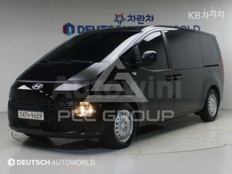 2025 Hyundai Staria