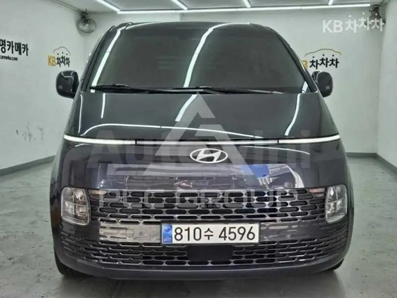 2025 Hyundai Staria