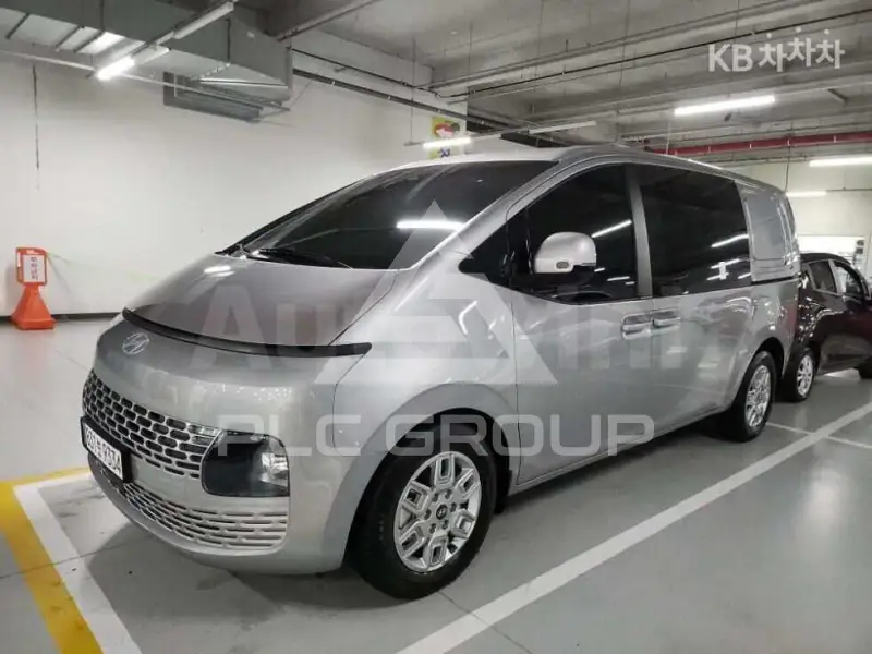 2025 Hyundai Staria