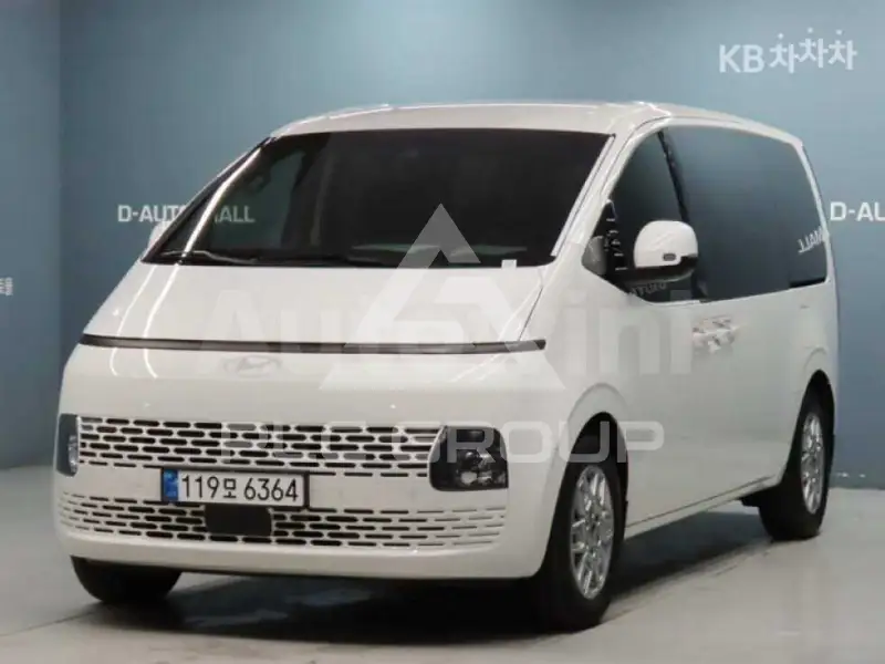 2025 Hyundai Staria