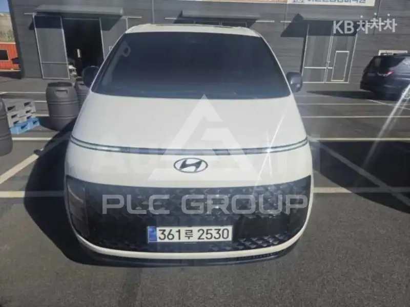 2025 Hyundai Staria