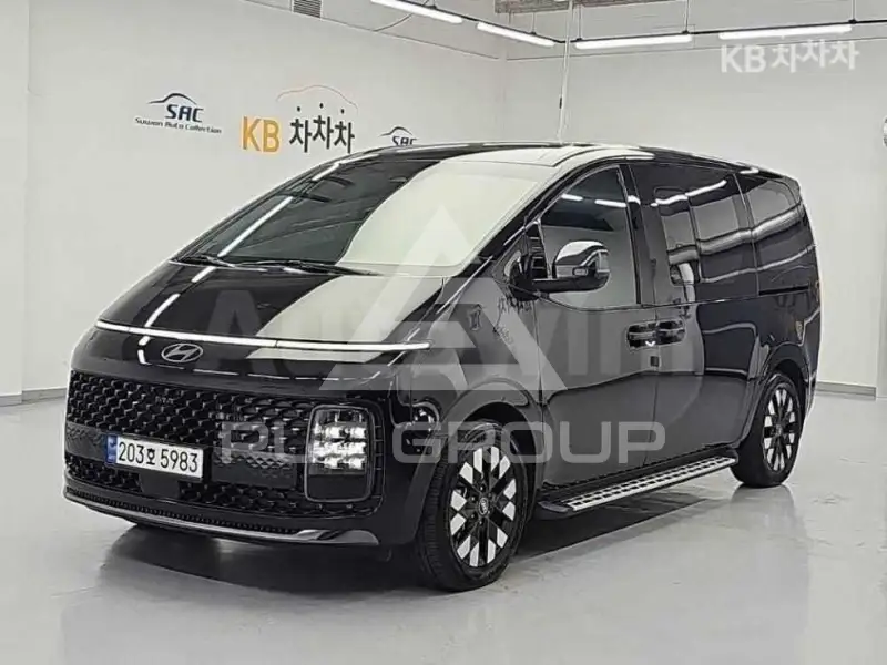 2025 Hyundai Staria
