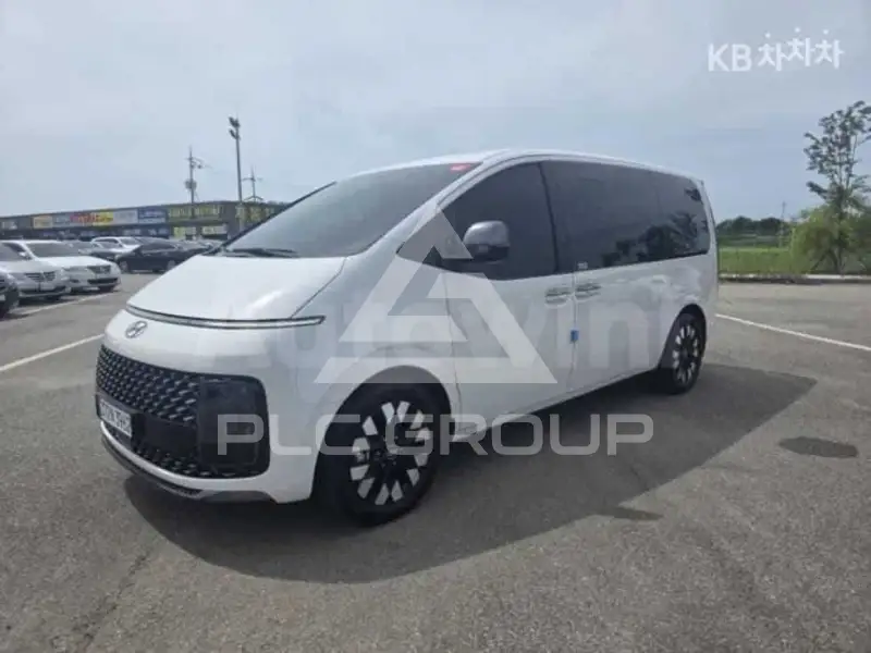 2025 Hyundai Staria