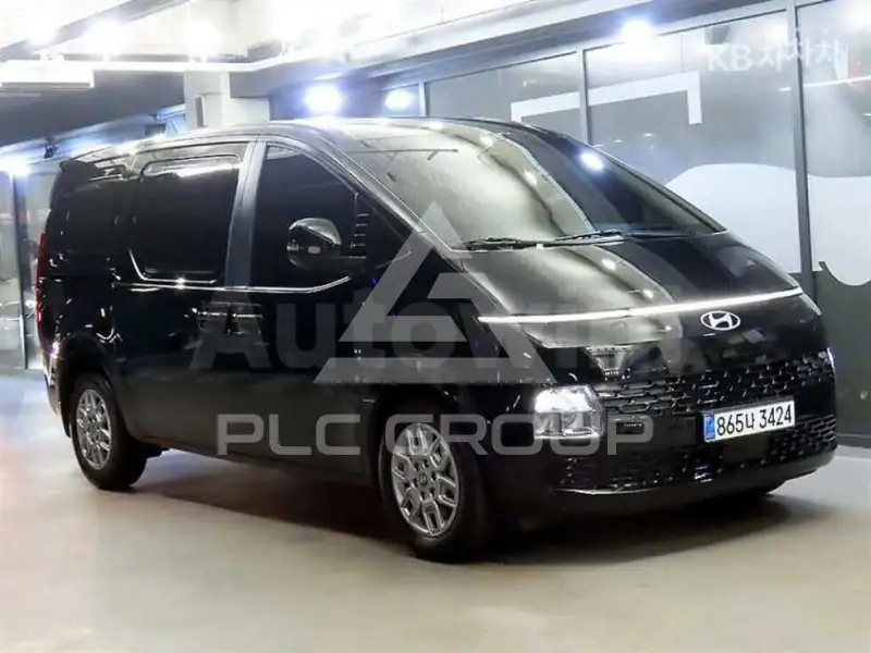 2025 Hyundai Staria