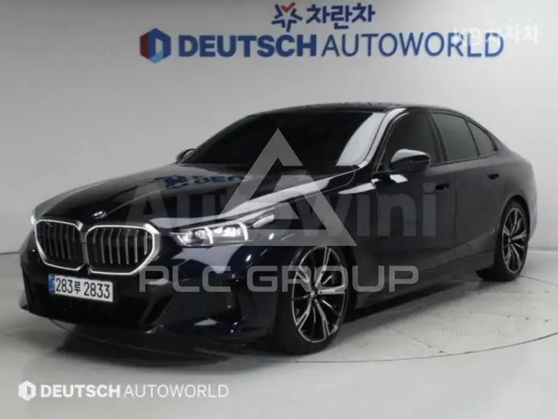 2026 BMW 523