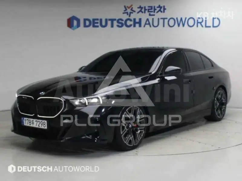 2026 BMW 523