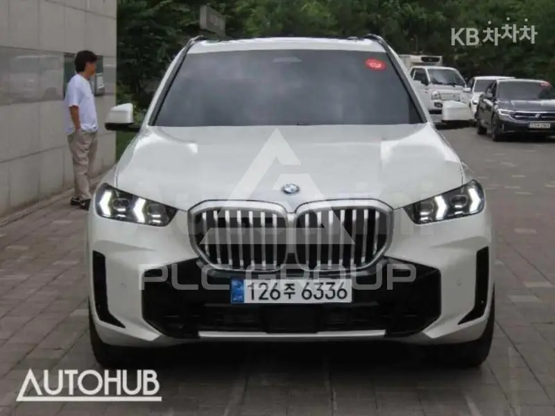 2026 BMW X5