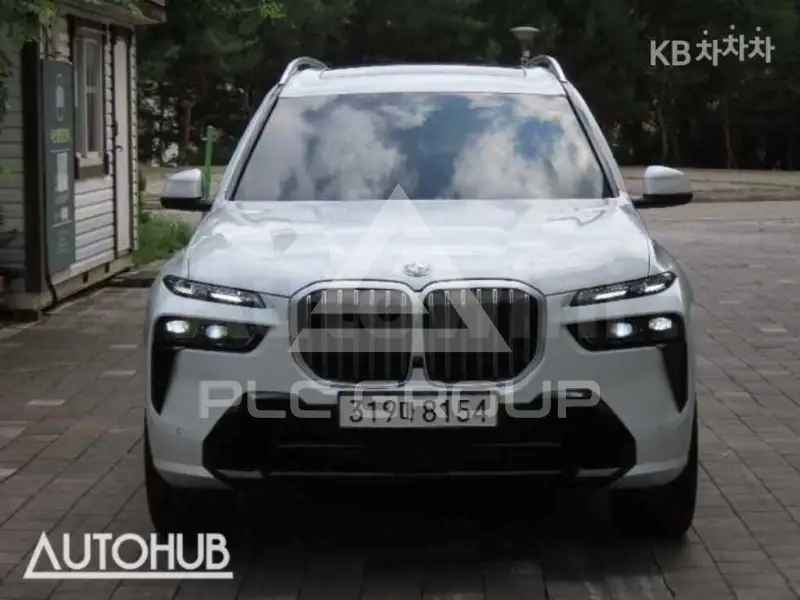 2026 BMW X7
