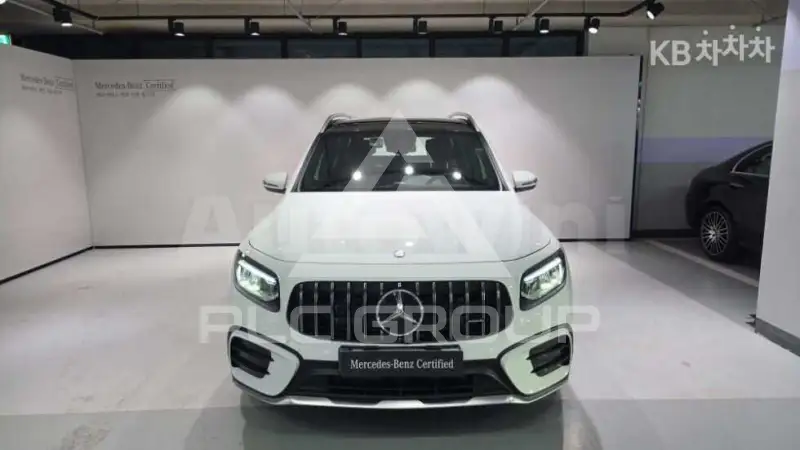 2026 Mercedes Benz Glb