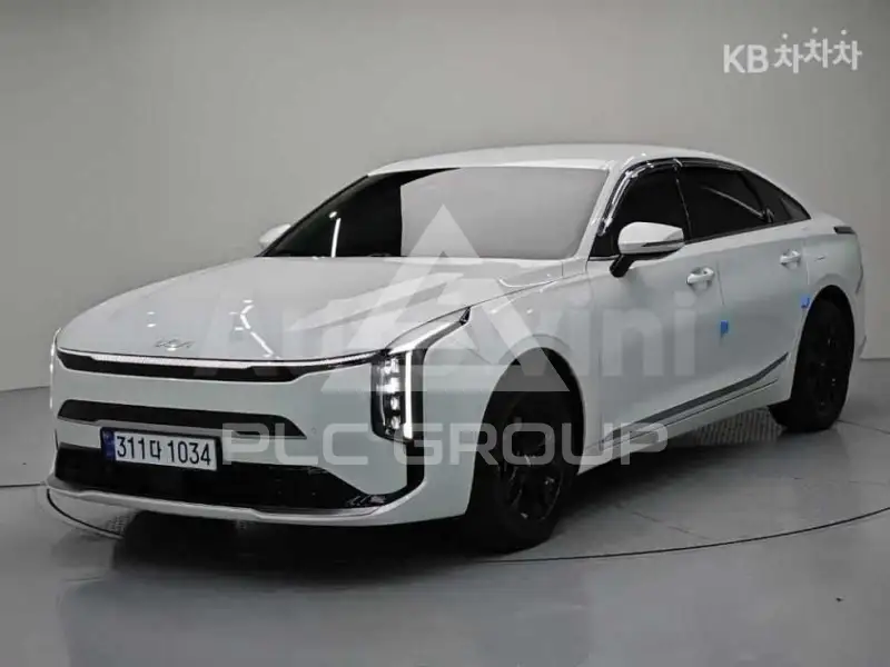 2026 KIA K8
