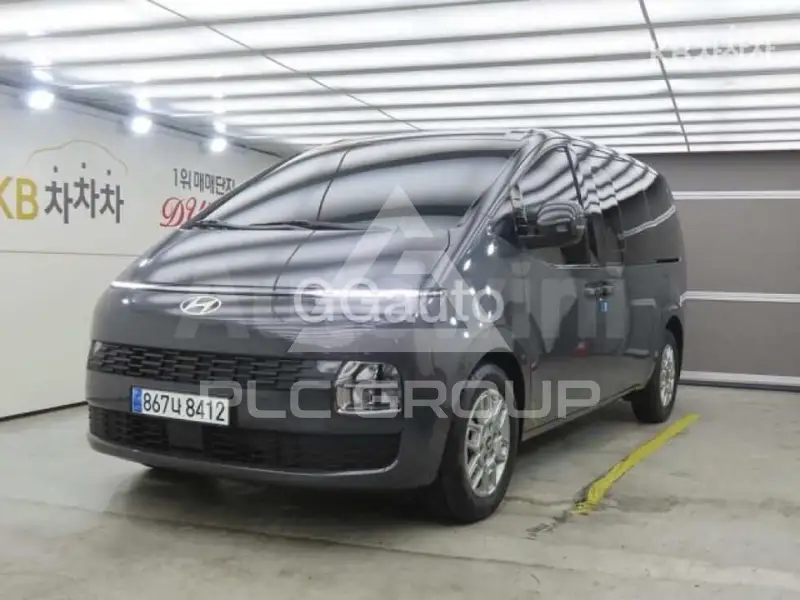 2026 Hyundai Staria
