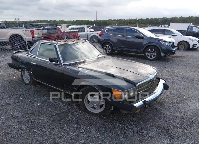 1974 Mercedes Benz 450 photo