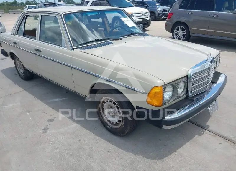 1980 Mercedes Benz E 300 фото