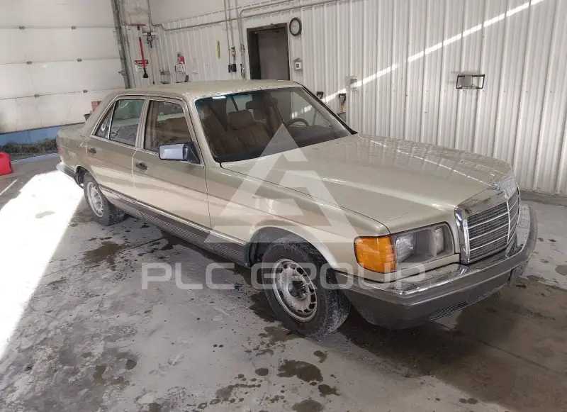 1981 Mercedes Benz E 300 photo