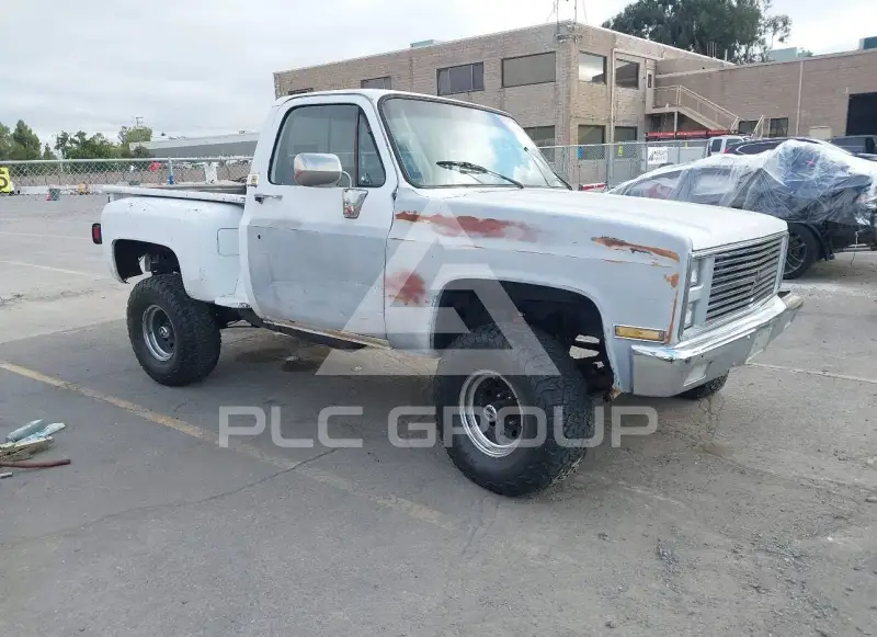 1985 Chevrolet K30 photo