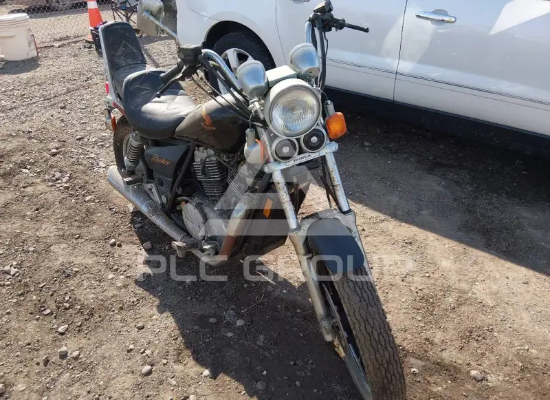 1985 Honda VT700 фото