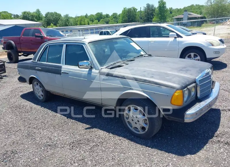 1985 Mercedes Benz E 300 фото