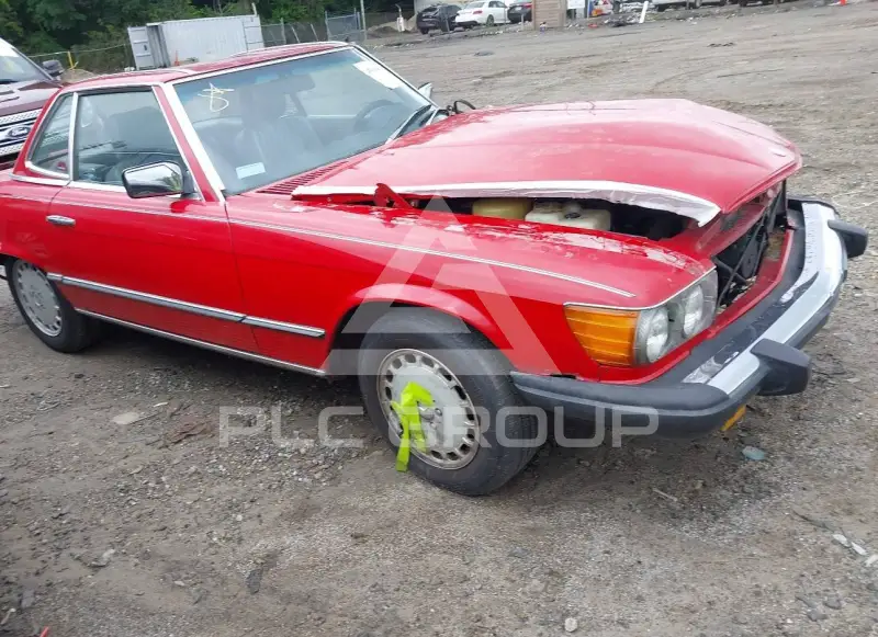 1985 Mercedes Benz 380 photo