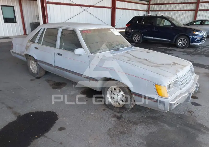 1985 Ford LTD photo