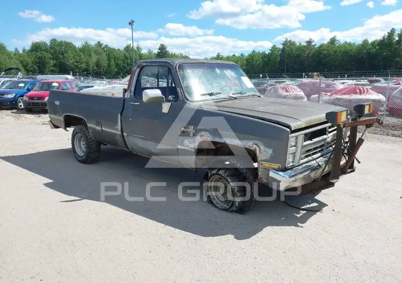 1986 Chevrolet K30 фото