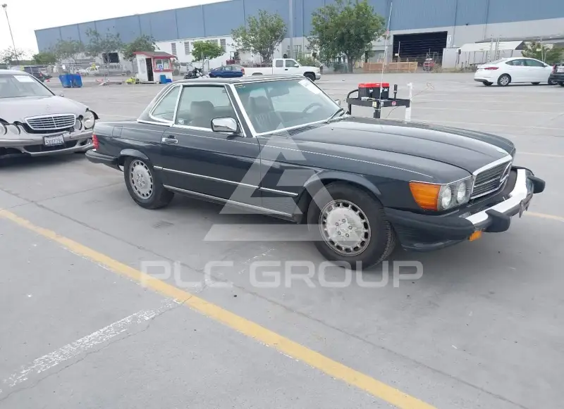 1986 Mercedes Benz 560 фото