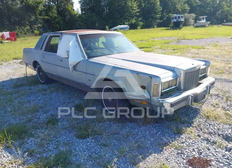 1987 Lincoln Town фото